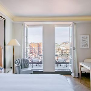 Claridge’s Balcony Room